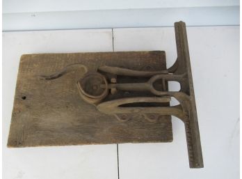 Barn Find!  Wentworth's No. 2 Saw Vice