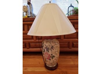 Asian Ceramic Vase Lamp