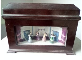 Whimsical & Working Mr. Christmas Music Box With Whirling Dancers & Sixteen Assorted Music Discs