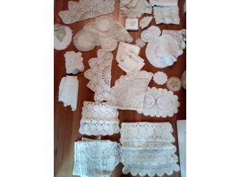 Huge Lot Of Beautiful Vintage Linens: Crocheted Doilies, Runners, Napkins