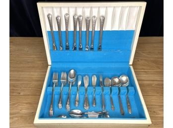 Holmes & Edwards 'spring Garden' IS Inlaid And Mixed Assorted Flatware With Decorative Chest