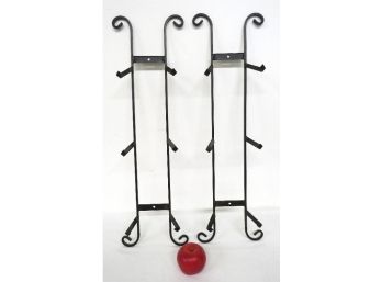 Matching Pair Of Metal Wall Mount Plate Racks Hold Up To 6 Plates Or Ceramics In Total