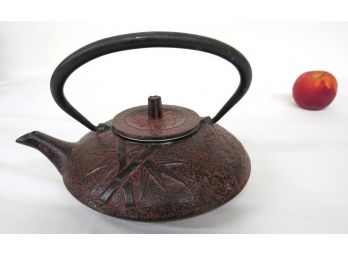 Japanese Tetsubin Cast Iron Tea Strainer Tea Pot W/bamboo Decor In Red Ochre Finish - Signed