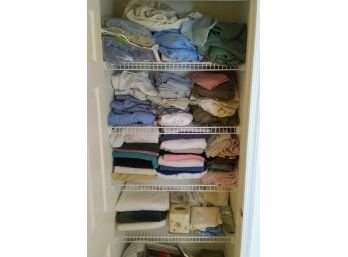 Large Grouping Of Towels, Linens And Things