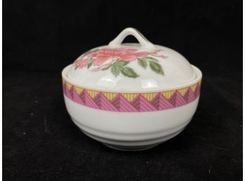 Mingei Handcrafted Porcelain Trinket Box