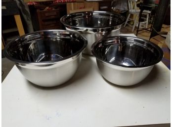 Three Piece Stainless Mixing Bowl Set