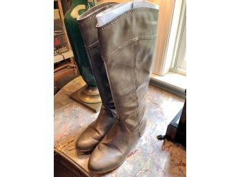 Ladies' Custom Leather Boots - SIZE 9.
