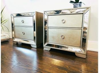 Pair Pulaski Farrah Double Drawer Bedroom Side Chests With Antique Mirrored Borders (lOC: W1)