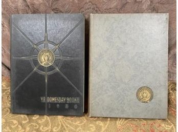 Two Georgetown University Yearbooks - YE DOMESDAY BOOKE - 1956 And 1957