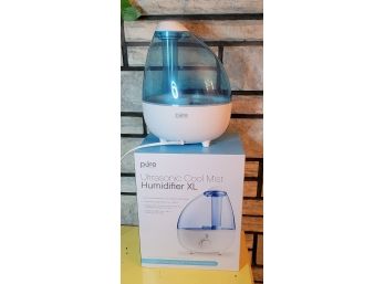 Pure Enrichment Ultrasonic Cool Mist Humidifier XL.  In Box.               Loc: Shelf 2