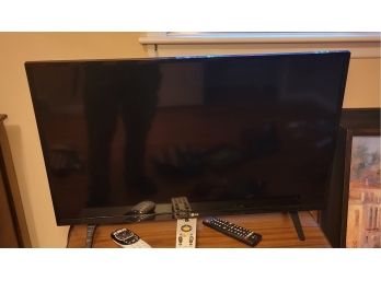 LG 31' LED TV With Remote   Model 32LJ500B                       Loc: Bedroom