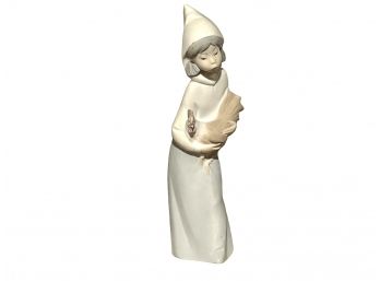 Porcelaoin Lladro Figurine - Girl With Rooster