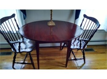 Very Nice 4 Piece Dinette Set W/drop Leafs - Hitchcock