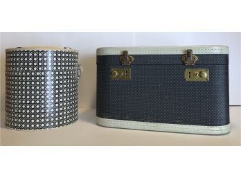 1960s Lucite Handle & Polka Dotted Case With Rectangular Case With Hinged Top