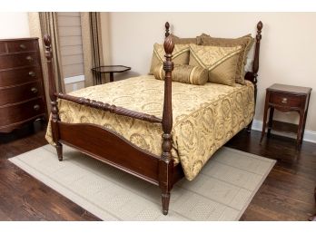 Traditional American Wood Four Poster Full-Sized Bed