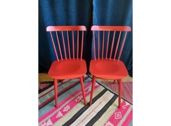 Pair Of RED Solid Beech Wood Windsor Style Dining Chairs Ton Dining Chairs 17.5x19x18' Seat 33' Back