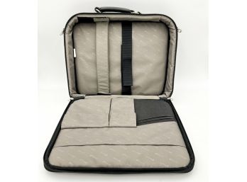 TARGUS 16in Laptop Computer Bag - LIKE NEW Condition