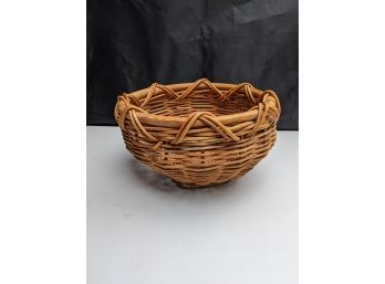 Medium Round Wicker Basket