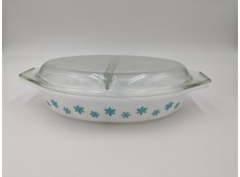 Vintage Pyrex Divided Snowflake Casserole Dish W/Lid