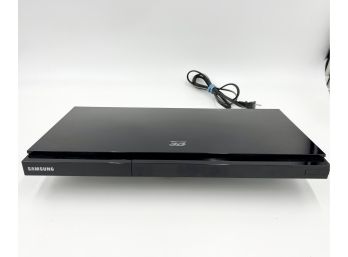 SAMSUNG 3D Blu-ray Player - 1080p, Wi-Fi, DIVX HD, Anynet HDMI-CEC, DTS Digital Surround
