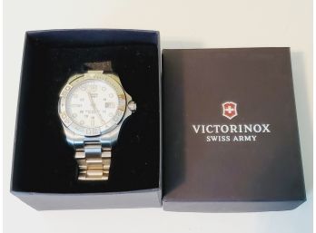 Victorinox Swiss Army Dive Master 500 Men's Watch In Box