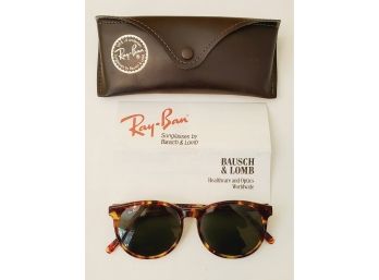 Great Pair Of Ray Ban Tortoise Shell Unisex Sunglasses With Case