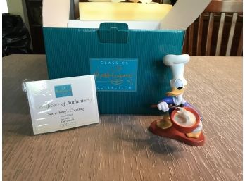 Chef Donald Duck Something's Cooking  2001 ~ MINT W/BOX ~
