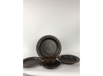 Vintage Arabia Dinnerware