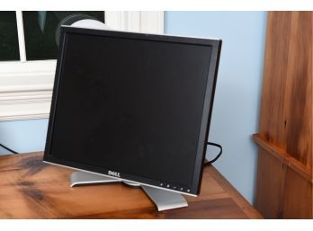 Dell 1907FPT 1280 X 1024 Resolution 19' LCD Flat Panel Computer Monitor Display