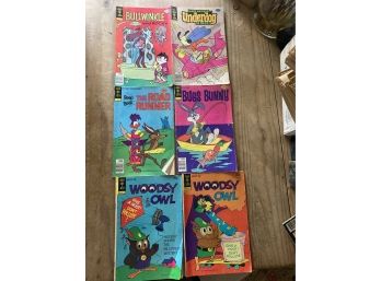 6 Comics Bullwinkle, Underdog, The Road Runner, Bugs Bunny And Woodsy Owl