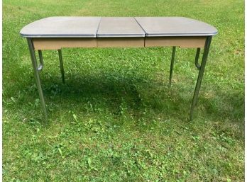 Mid Century Kitchen Table Great Shape With Removable Center Leaf
