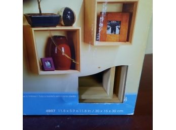 Rubbermaid Triple Cube Shelf Kit- New In Box #27