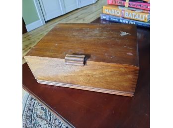Vintage Roberts Cigars Wooden Cigar Box. Box Has Tongue & Groove Construction & 3 Metal Hinges On The Back #11