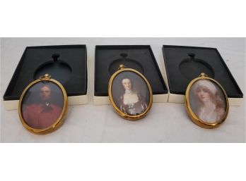 Set Of 3 Victorian Reproduction Oval Picture Frames With Wall Hangers