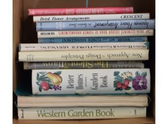 Vintage Lot Of Garden And Flower Books