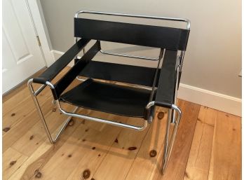 Wassily Knoll Chair Marcel Breuer Iconic Black Leather Chromed Steel Tube 31x27.5x29 Lot 1 Armchair Chrome