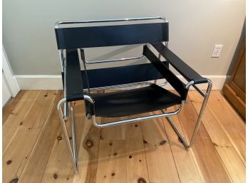 Wassily Knoll Chair Marcel Breuer Iconic Black Leather Chromed Steel Tube 31x27.5x29 Lot 2 Armchair