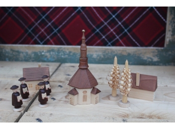 Handmade Wood Miniatures