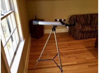 Baytronix Telescope On Tripod Stand. (Click On Photograph For Full Description And Additional Photos)