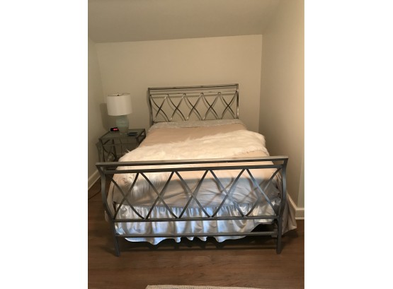 Nice Metal Sleigh Bed ~ Full Size ~