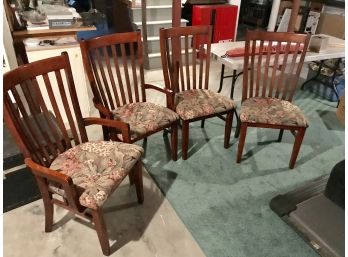 4 Dining Room  Chairs (match Dining Room Set)