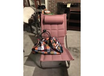 Plaid CAL PACK Luggage On Wheels And Reclining Folding Chair