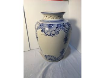 Large Blue And White Porcelain Vase-retail $ 79.99