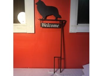 Nice Metal Dog Welcome Sign