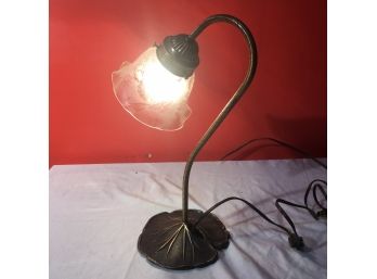 Nice Metal Lilly  Etched Glass Shade Lamp