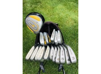 TAYLOR MADE Golf Bag Filled With Partial Golf Club Sets