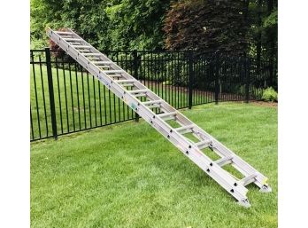 WERNER 28 Ft Aluminum Extension Ladder