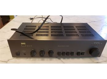 NAD 3020 Series Amplifier