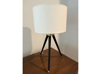 3 Leg Table Lamp 22H Working Condition