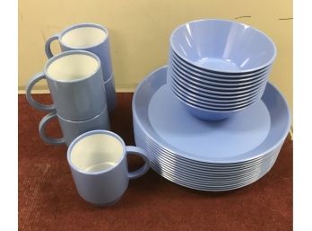 Dishes Great For A Boat - Heavy Plastic - 5 Mugs, 13 Plates 10.25 Inches, 11 Bowls 6inches